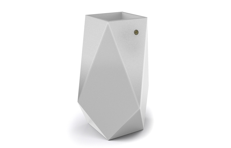 ETE Pictures 301 ETE DESIGNER METAL PLANTER 4C166902-F2E7-2003-58C3-ADC3B55D2682.jpg