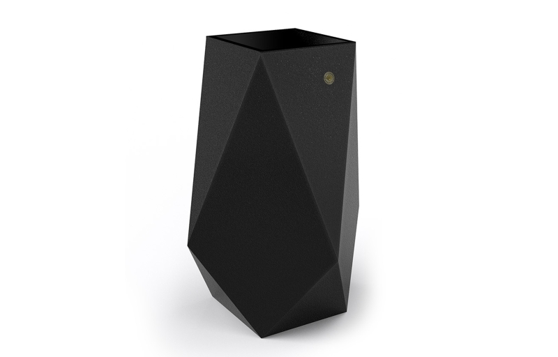 ETE Pictures 301 ETE DESIGNER METAL PLANTER ED143308-08EE-00AB-CEF0-C3115D6DAD22.jpg